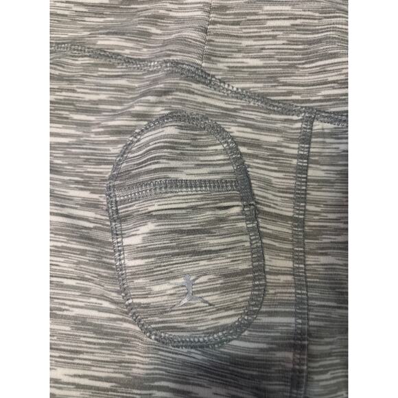 Danskin Grey/White Capri Legging S Exercise Athleisure Activewear Cozycore Comfy - Picture 6 of 11